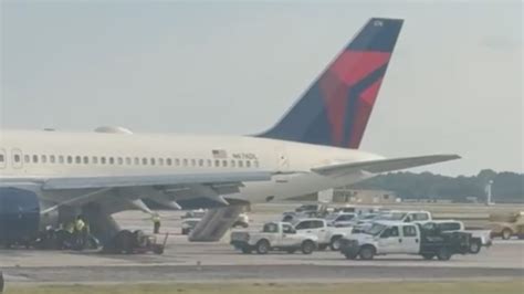 Video Shows Delta Air Lines Plane Deploying Emergency Slides In Atlanta