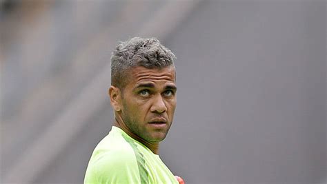 Dani Alves Hairstyle