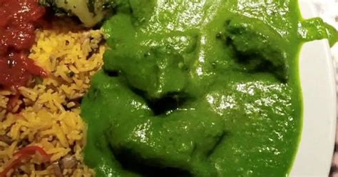 Mum sees face of Shrek in takeaway green curry - Plymouth Live