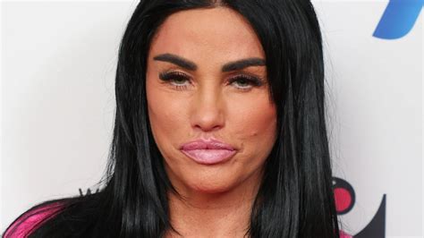 Katie Price Shows Off Her Real Hair As She Ditches Extensions In