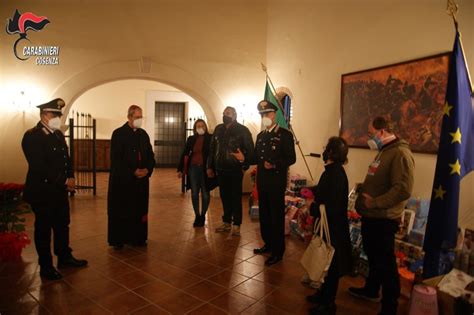 Natale Cc E Arcidiocesi Cosenza Donano Generi Alimentari Calabria