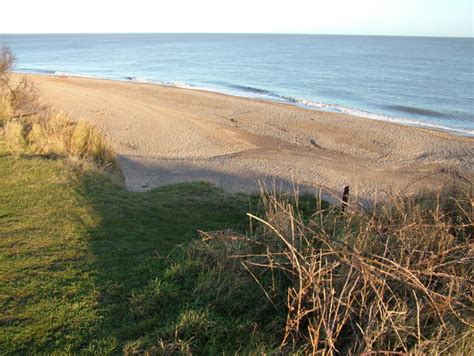 Scoured beach at Thorpeness Photo | UK Beach Guide