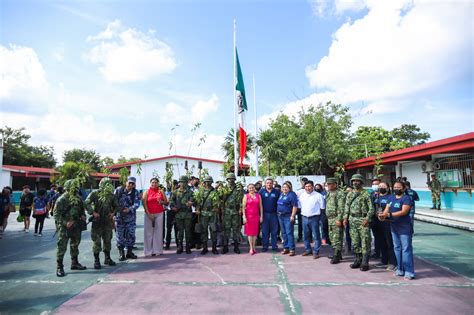 JUANITA ALONSO PARTICIPA EN ANIVERSARIO DEL COBACH COZUMEL