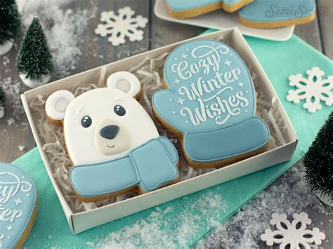 Decorate A Polar Bear Cookie Set For Christmas