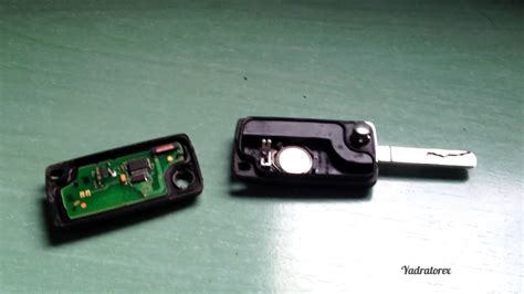 Replace The Battery Remote Key Control Car Cambiar La Pila Del Mando