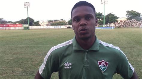 Herói do Fluminense na semi do sub 23 Alexandre Jesus comemora gols e