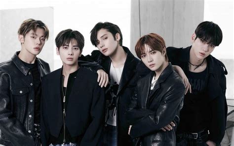 Txt Jadi Grup Kpop Pertama Tampil Di Panngung Solana X Perry