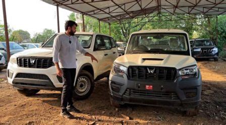 Mahindra Scorpio N Base Z2 Variant Vs Scorpio Classic S Base Variant