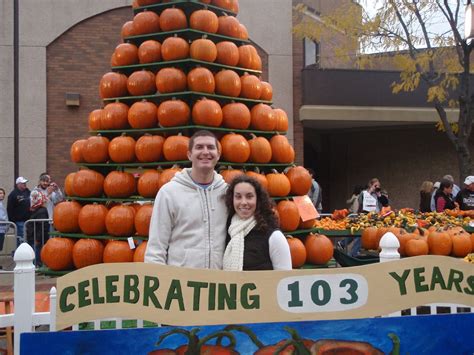 Life, Love, and Marathons: Circleville Pumpkin Show