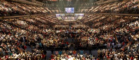 RADIO PROGRAM: Interesting News About Megachurches – Truth Itself