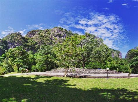 Tempat Wisata Paling Keren Di Pangkep Ada Taman Purbakala