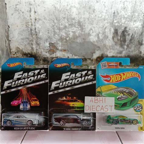 NISSAN HOT WHEELS Hijau Hotwheels 日產天際線 r 環球影城底座 fast furi 蝦皮購物