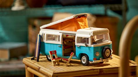 Lego 10279 Volkswagen T2 Camper Van Relive Your Hippie Days Lego Style