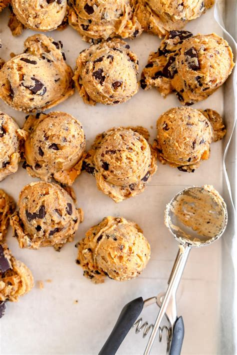 How to Freeze Cookie Dough and Bake From Frozen - Cloudy Kitchen