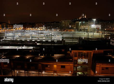 Gare Du Nord Railway Station Paris Stock Photo Alamy