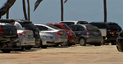 G1 Acesso a estacionamento irregular em praia de Fortaleza será