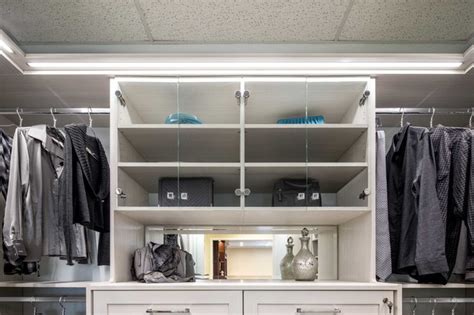 Bianco Walk In Closet Display Campbell Showroom Contemporary