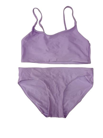 As Lila Bikini H M Felicity Divat