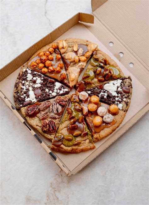 Mix Cookie Pizza