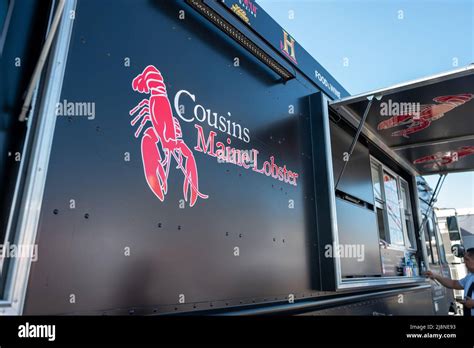 Usa 12th Feb 2022 Side View Of Cousins Maine Lobster Food Truck In