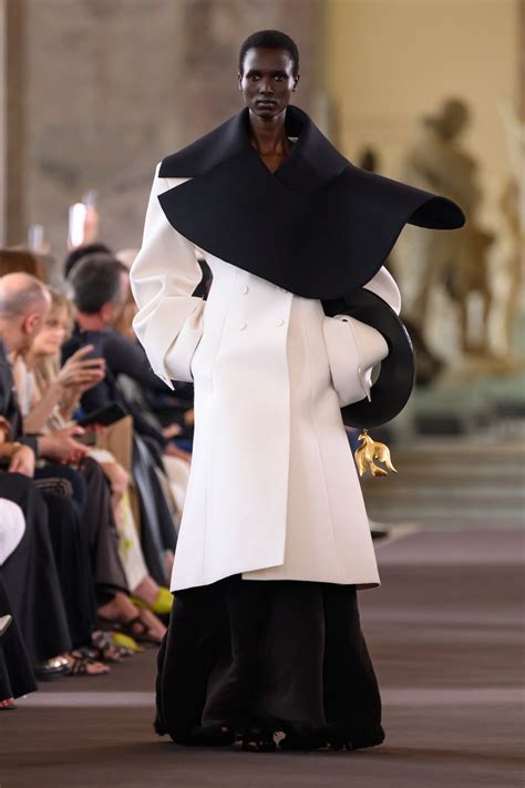 Schiaparelli Fall Winter 2023 2024 Couture