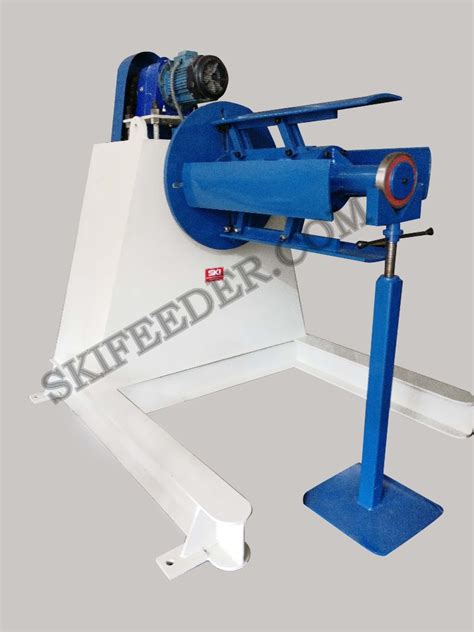 Heavy Duty Decoiler For Coil Handling Production Capacity Kg Hr