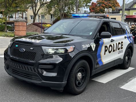 Comprehensive Guide to Société de transport de Lévis Services 23