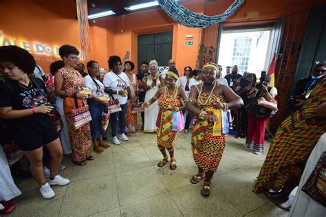 Casa De Gana Estreia Como Primeiro Camarote Internacional Do Carnaval