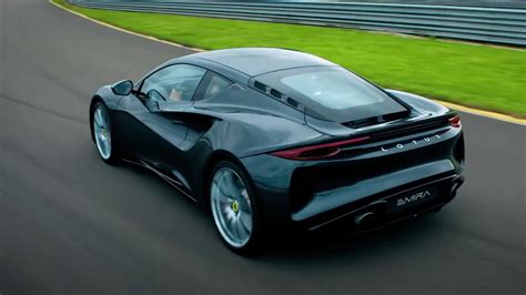 2024 Lotus Emira V6 Kelli Hendrika