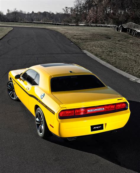 2012 Dodge Challenger Srt8 392 Yellow Jacket Hd Pictures