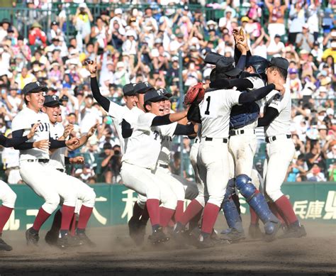 夏の高校野球：第16日決勝 大阪桐蔭（北大阪）―金足農（秋田） 写真特集1733 毎日新聞