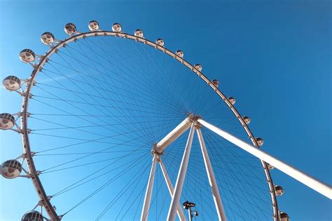 Couple Have Ferris Wheel Images Telegraph