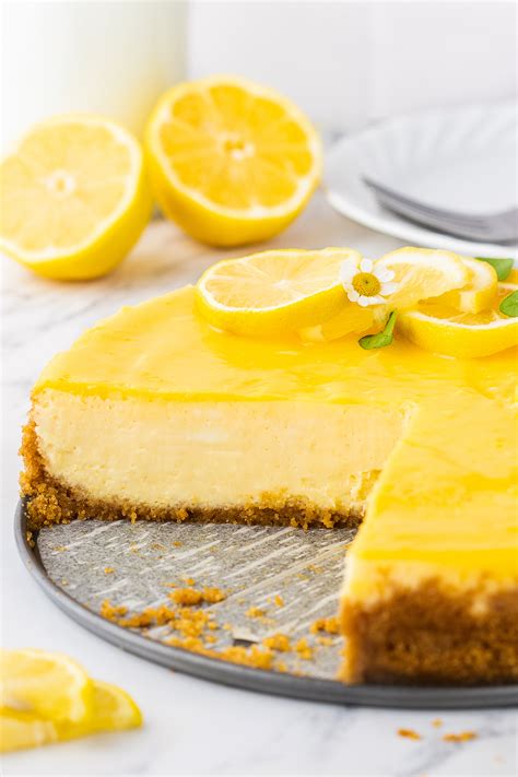 Lemon Cheesecake Recipe With Lemon Curd The Novice Chef