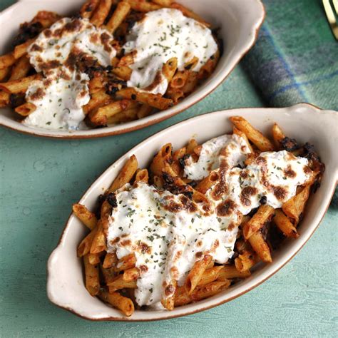 Cheesy Baked Mushroom Penne Pasta The Familiar Kitchen