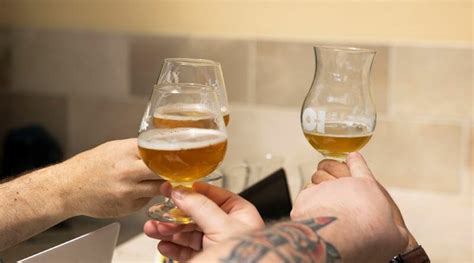 24 cervecerías 20 restaurantes y 7 000 personas participarán en la