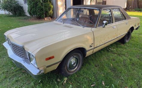 Estate Sale Find 1978 Plymouth Volaré Barn Finds