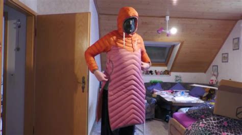 Latexmaske Mit Bogner Shirt Und Varg Bondagej Daunenjacke Pornhub Gay