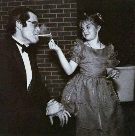 9 Year Old Drew Barrymore Lights Stephen Kings Cigarette At The