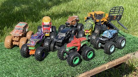 Monster Truck Mega Wrex Battle Cat Bear Devil Carbonator XXL Dodge