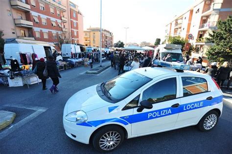 Nuova Segnaletica In Via Terme Di Traiano Trc Giornale