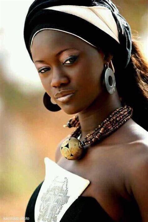 Pin By Ruthie Oaks On Beautiful Darkness African Beauty Black Is Beautiful Black Beauties