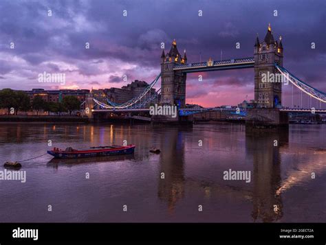 Sunrise at Tower Bridge in London, England UK Stock Photo - Alamy