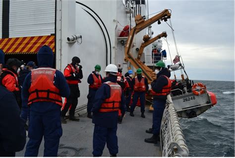 Dvids Images Coast Guard Cutter Seneca Returns To Portsmouth [image