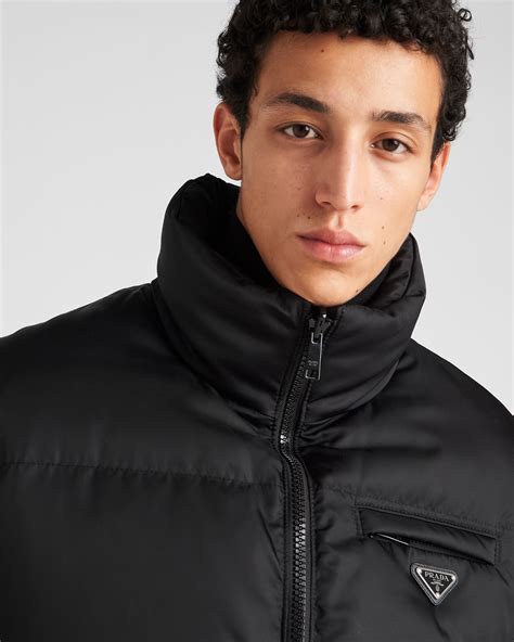 Schwarz Halblange Daunenjacke Aus Re Nylon Prada