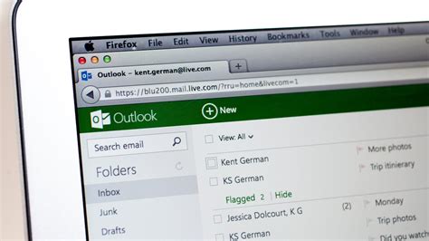 Microsoft Outlook.com e-mail review: Microsoft Outlook.com e-mail - CNET
