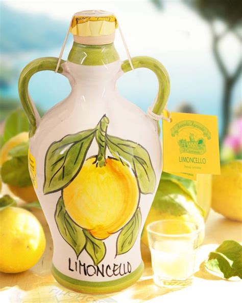 Limoncello Di Sorrento Igp Liqueur De Citron Dans Sa Bouteille En