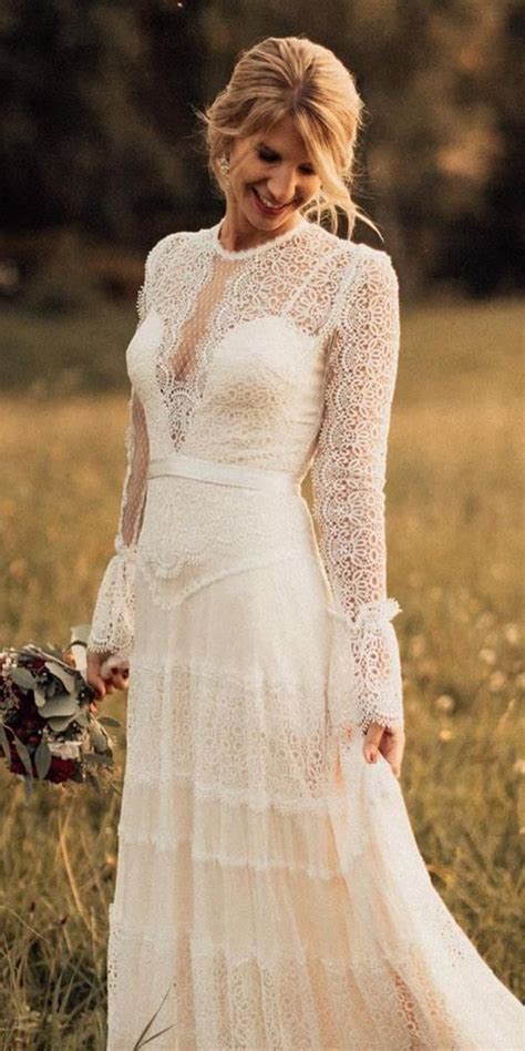 Vintage Wedding Dresses 21 Styles That Youll Fall In Love Bridal