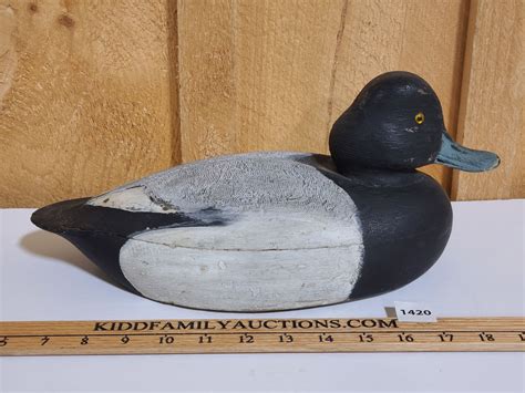 KEN ANGER CARVED WOODEN DUCK DECOY - BLUEBILL DRAKE - Kidd Family Auctions