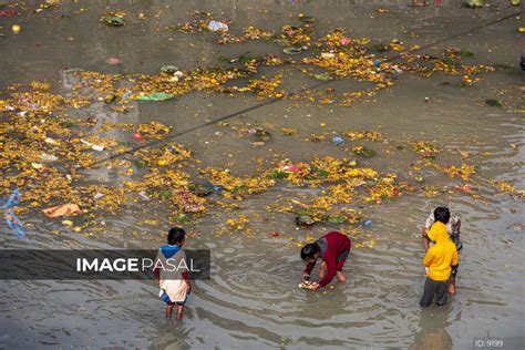Bagmati River - buy images of Nepal, stock photography Nepal
