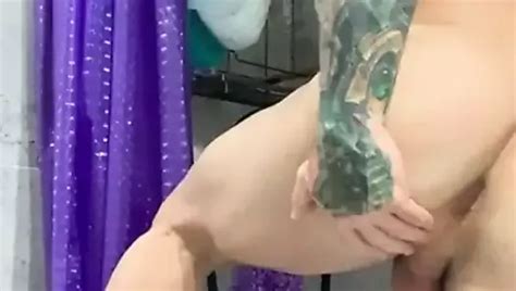 Russian Bodybuilder Eating Toy Pussy Showing Off His Ass XHamster